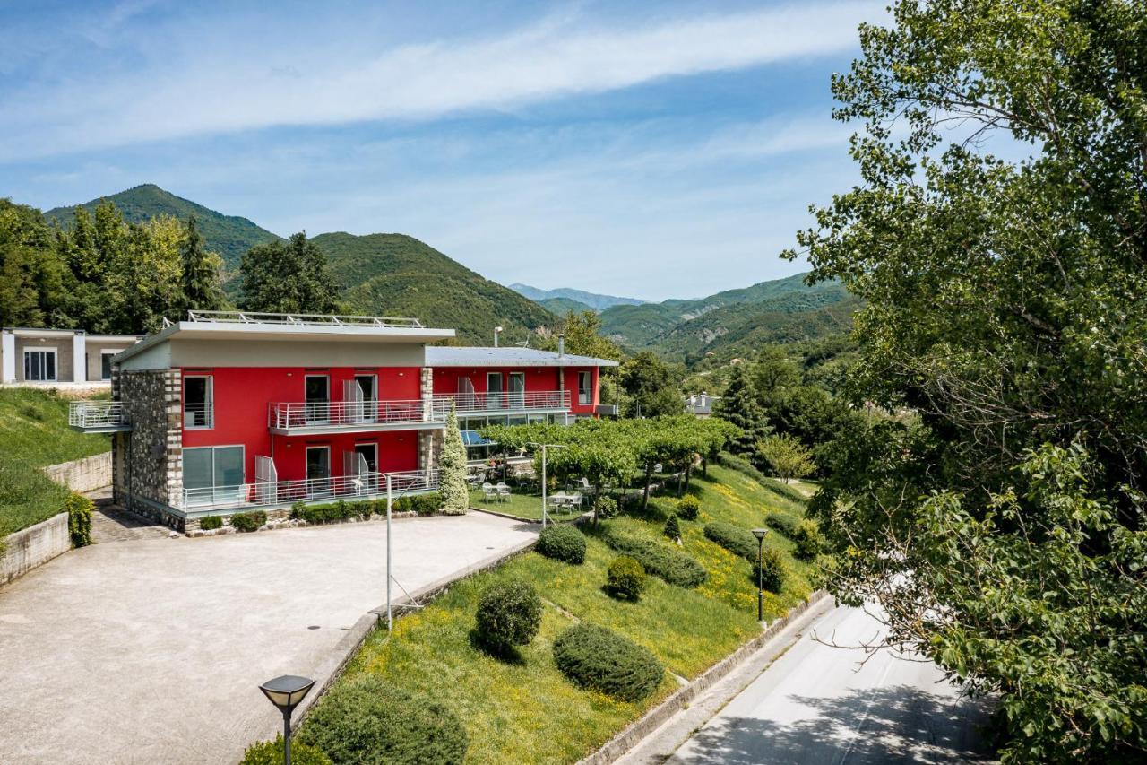 Gefiri Plakas Hotel, Tzoumerka Ngoại thất bức ảnh