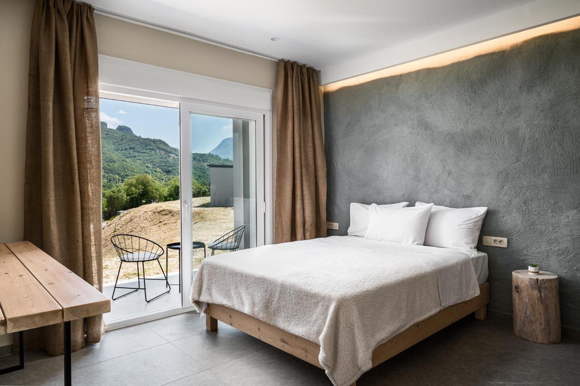Gefiri Plakas Hotel, Tzoumerka Ngoại thất bức ảnh