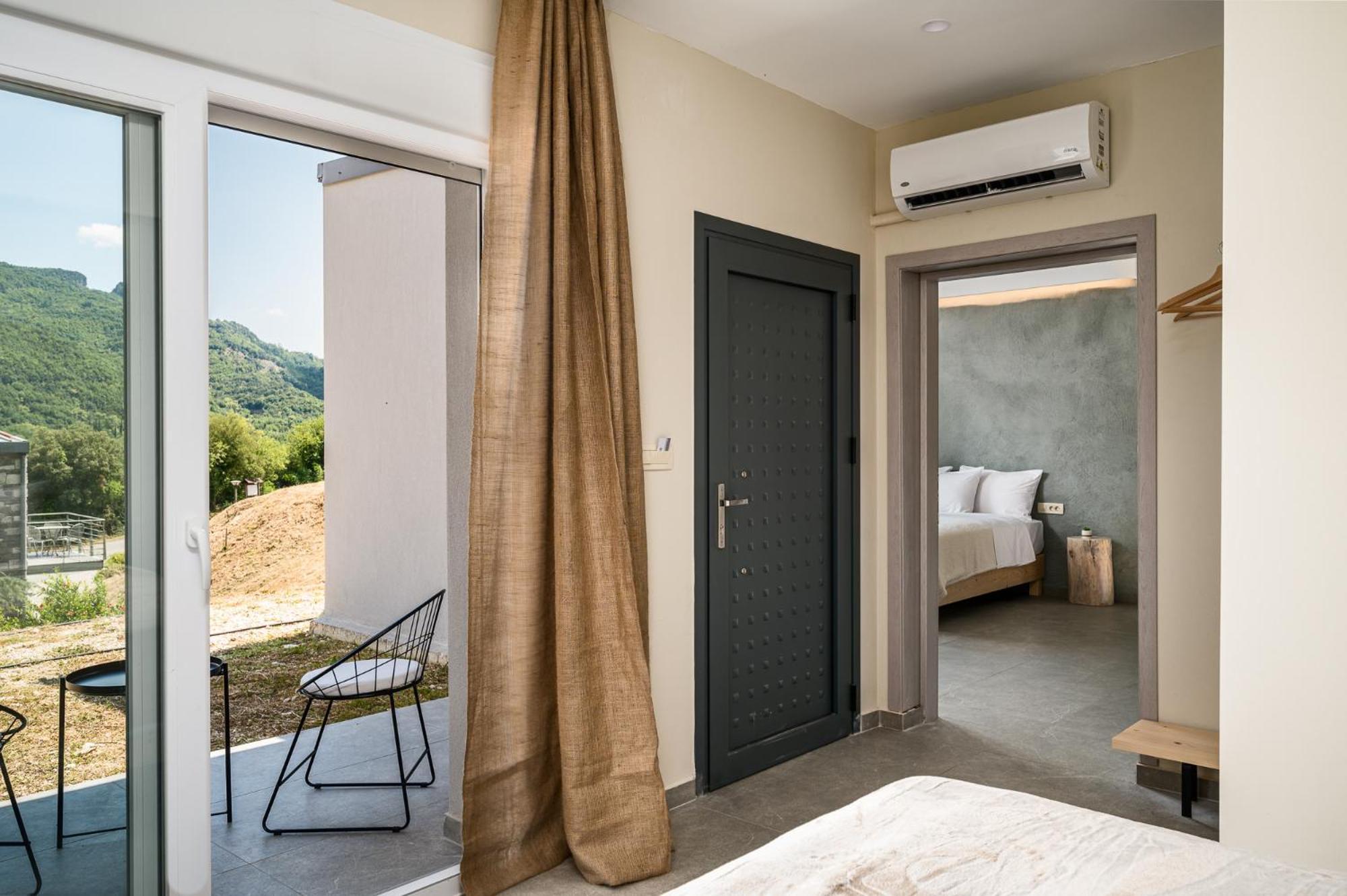 Gefiri Plakas Hotel, Tzoumerka Ngoại thất bức ảnh