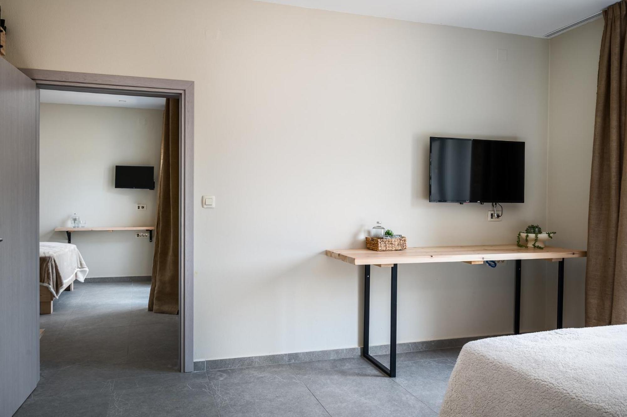 Gefiri Plakas Hotel, Tzoumerka Ngoại thất bức ảnh