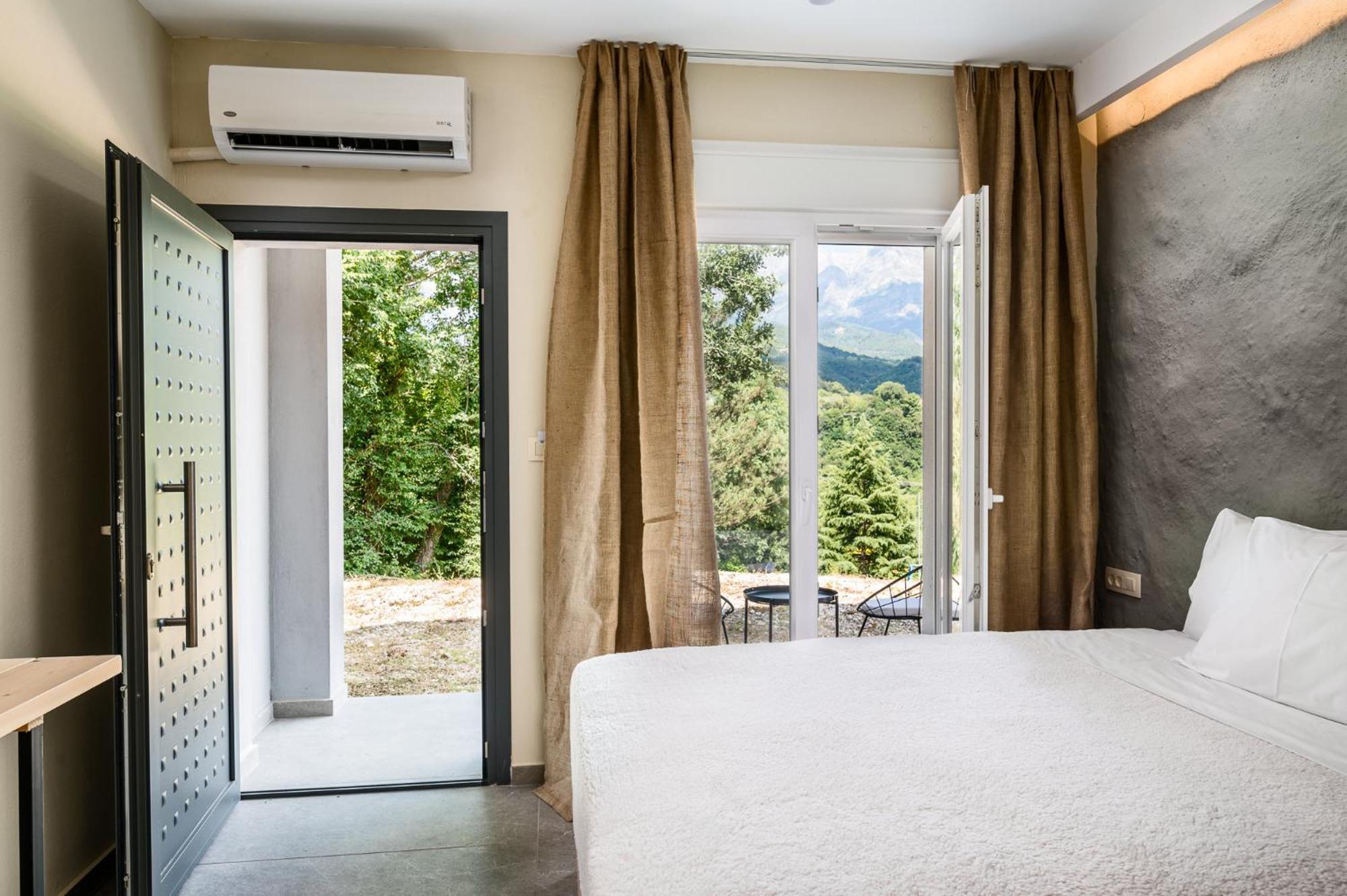 Gefiri Plakas Hotel, Tzoumerka Ngoại thất bức ảnh